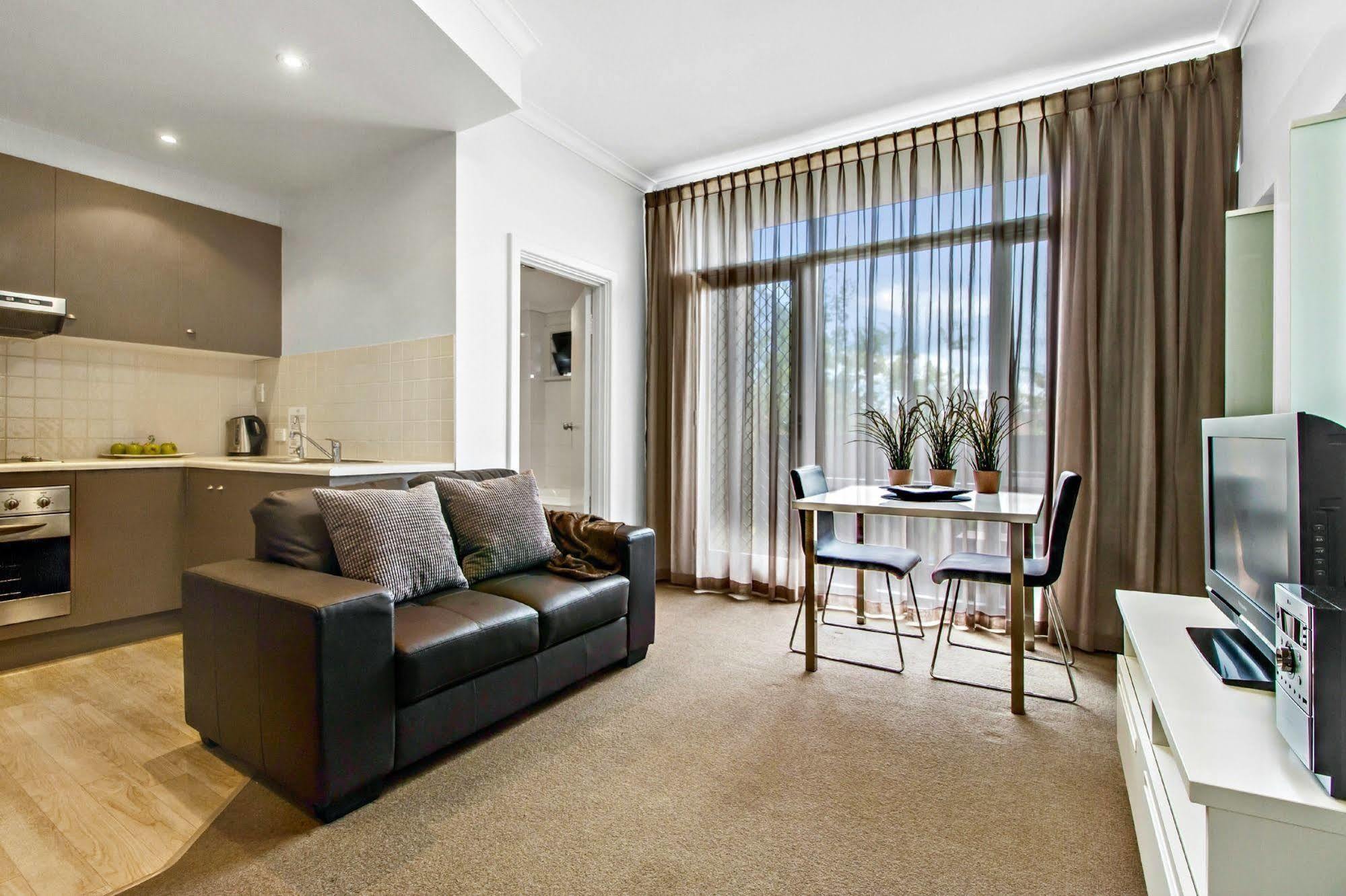 Adelaide Dress Circle Apartments - Ward Street エクステリア 写真